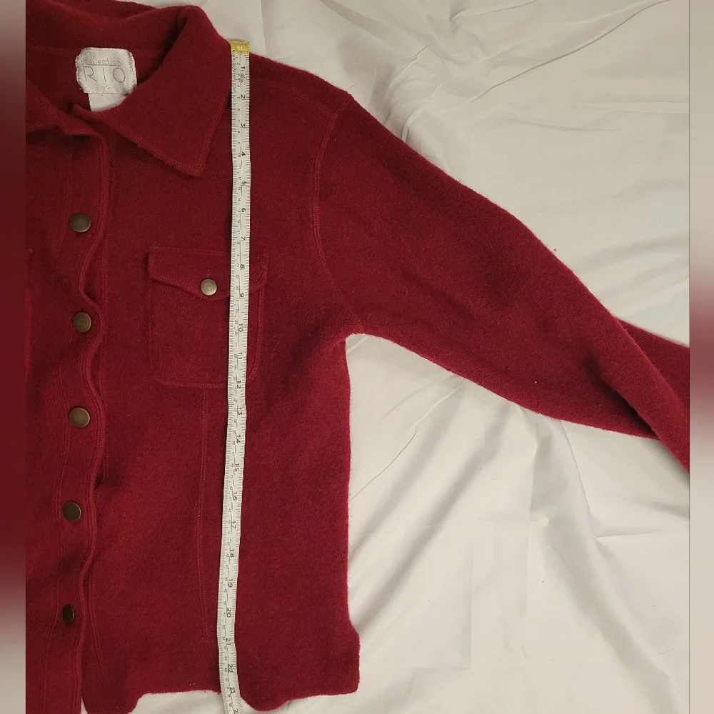 Unique Vintage Burgundy Button-Up 100% wool cardigan - Picture 4 of 6